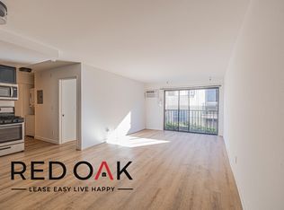 130 1/2 N Mariposa Ave #104, Los Angeles, CA 90004
