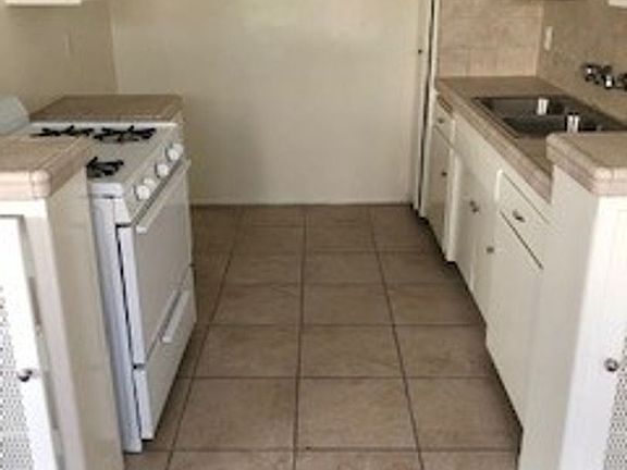 4th image of 3759 Vinton Ave #2