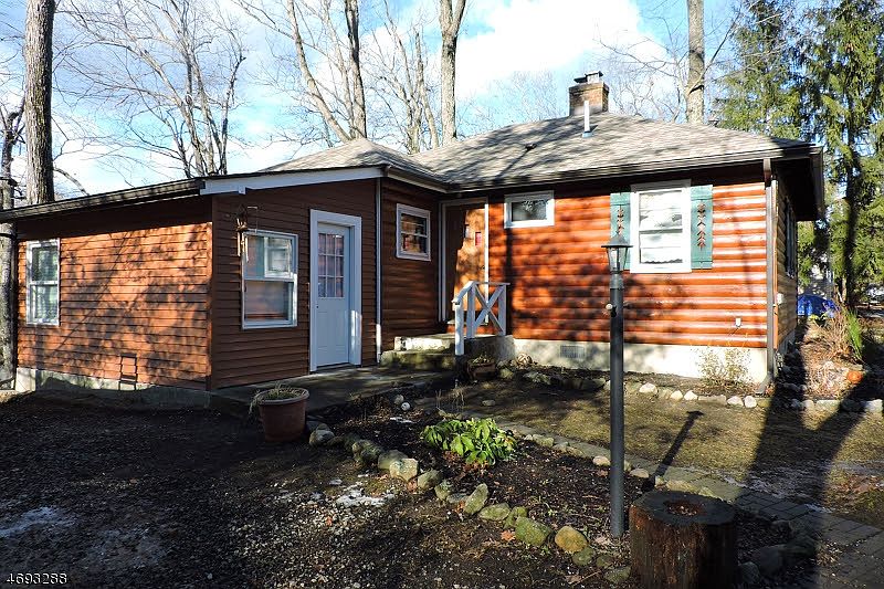 1st image of 53 Vail Dr