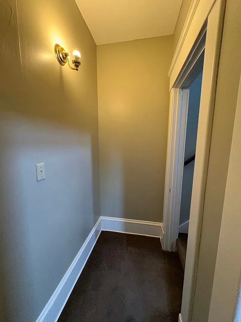 825 14th St NW — Photo 3