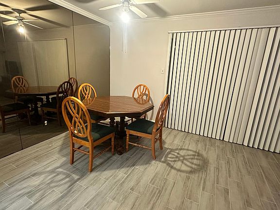 4th image of 2824 Briarhurst Dr APT 30