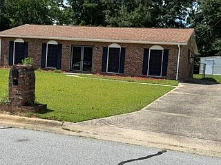 3631 Montrose Dr — Photo 4