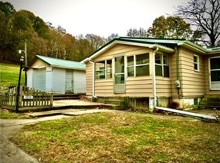 3054 University Dr SE, New Philadelphia, OH 44663