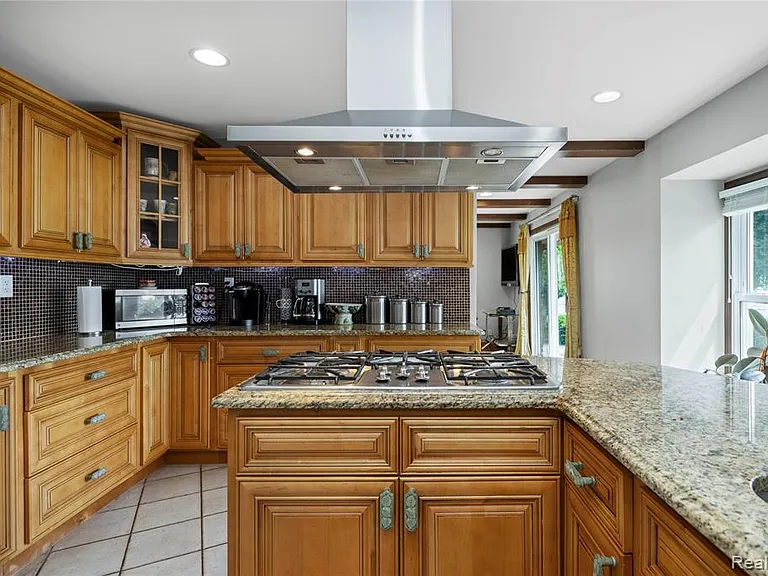42195 Kouza Ct — Photo 6