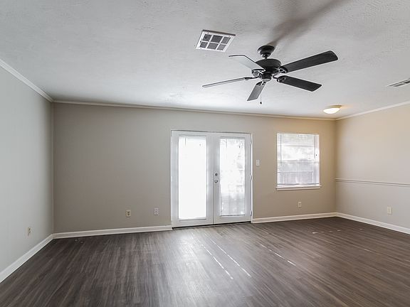 5th image of 13603 Greenway Dr