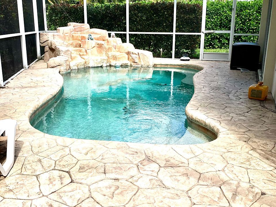1st image of 4550 Lakewood Blvd