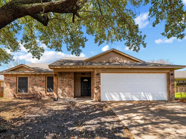 4238 Emerson Dr, Grand Prairie, TX 75052