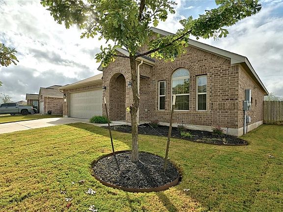 3rd image of 154 Plantain Dr