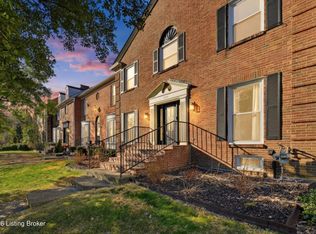 6718 Deep Creek Dr, Prospect, KY 40059