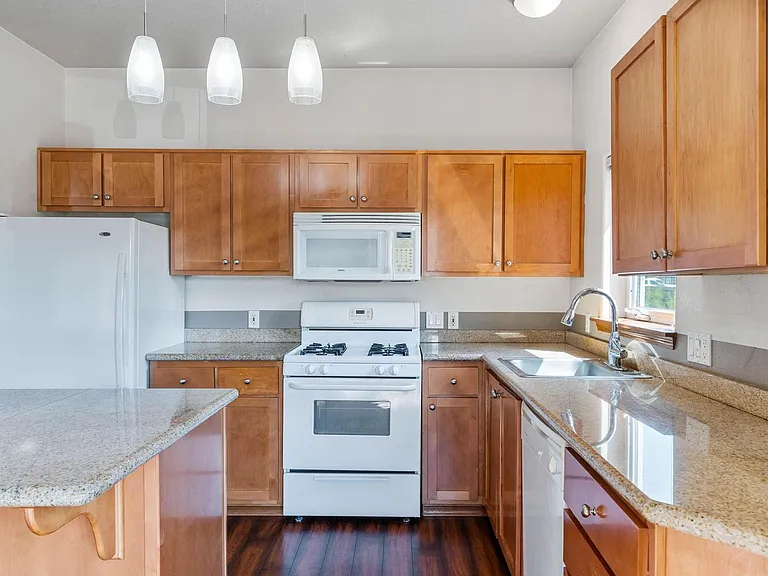 15325 NW Central Dr #211 — Photo 13