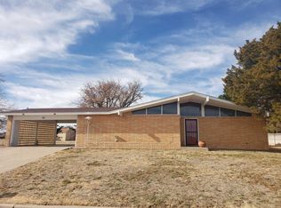735 N Dallas Ave, Tulia, TX 79088