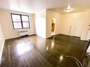 63-19 Austin St #2F, Rego Park, NY 11374