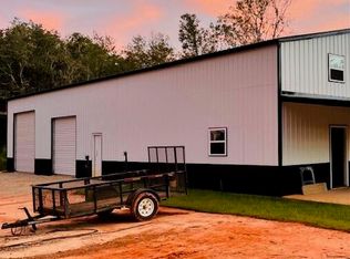 15305 Wolf Ridge Rd, Moss Point, MS 39562