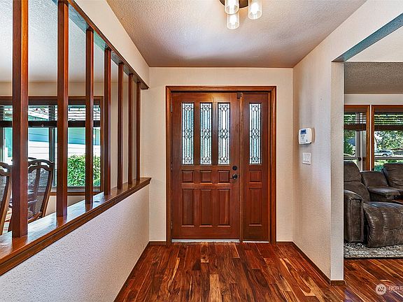 4th image of 13310 16th Avenue Ct S