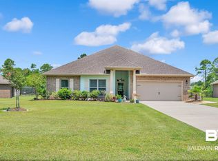 825 Wedgewood Dr, Gulf Shores, AL 36542
