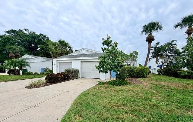 1st image of 950 WATERSIDE LANE