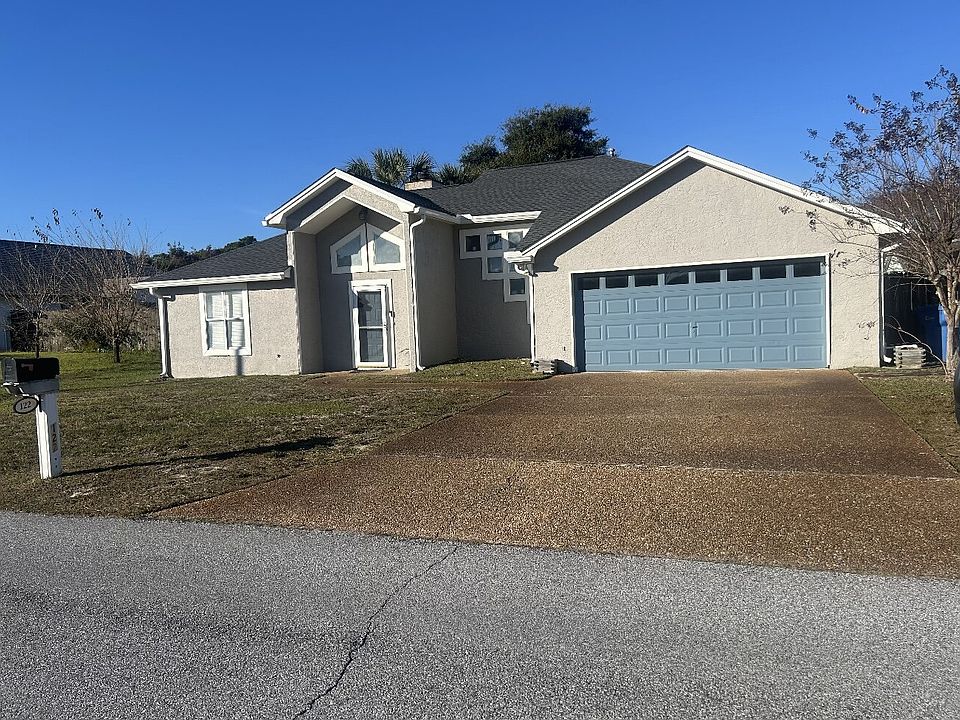 1st image of 122 Treasure Palm Dr