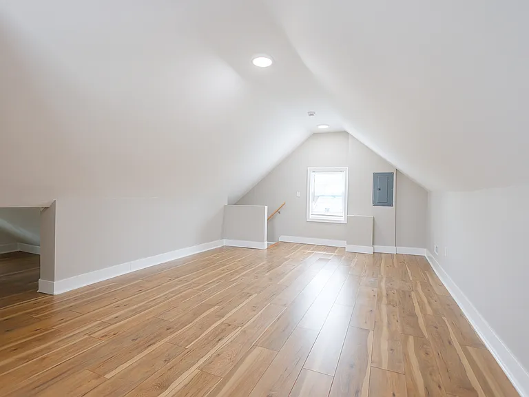 31 Graham St #2 — Photo 21