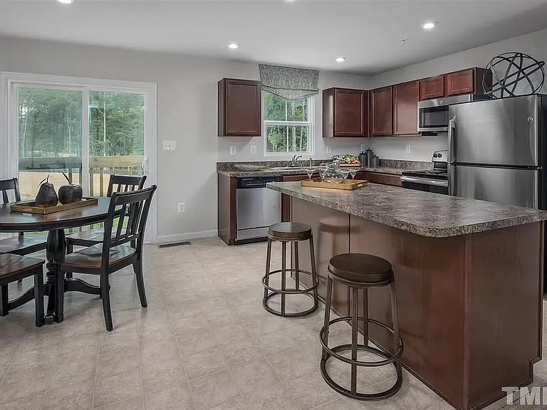 1203 Bent Willow Dr — Photo 13