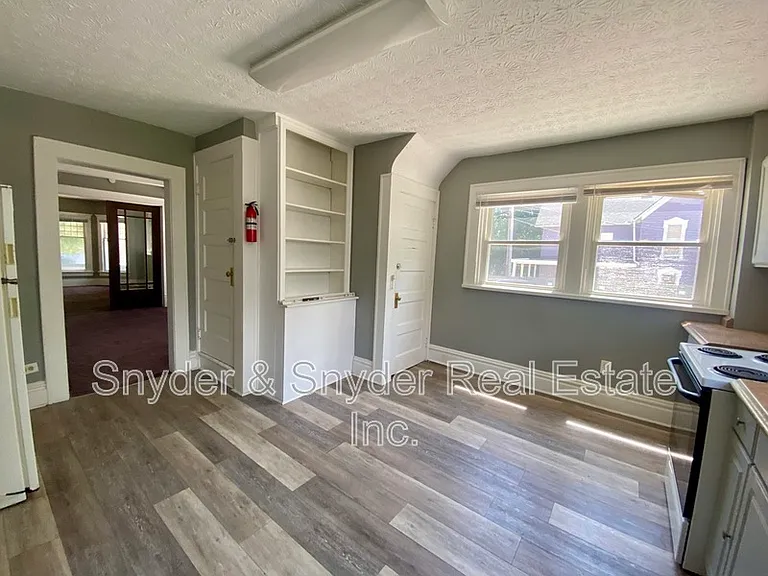 50 S Walnut St #1 — Photo 11