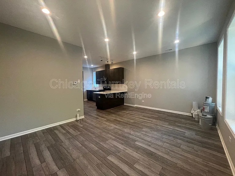 2624 W 24th St #1F — Photo 7