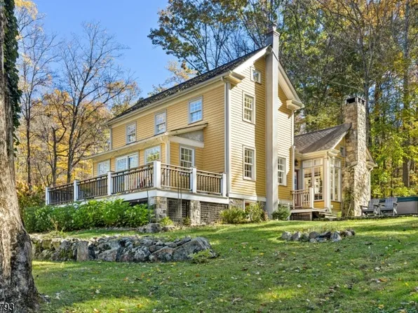 127 Raritan River Rd, Lebanon Twp., NJ 07830