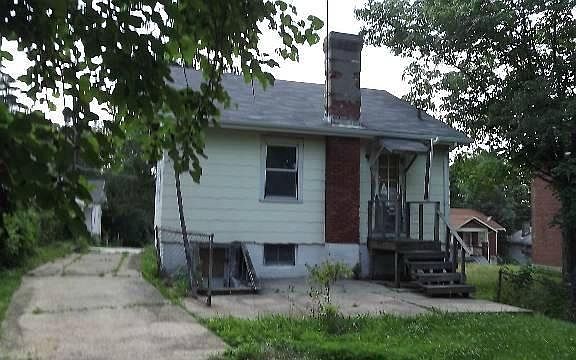 4th image of 3144 Sunshine Ave