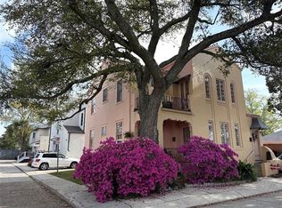4 Azalea Ct, Metairie, LA 70005