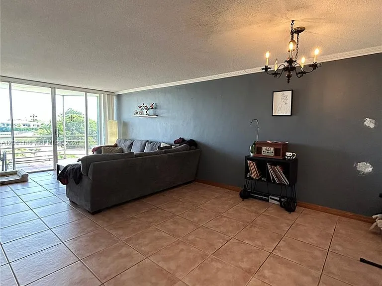 1501 NE 191st St #C401 — Photo 7