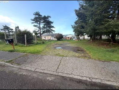 660 S Wall St, Coos Bay, OR, 97420