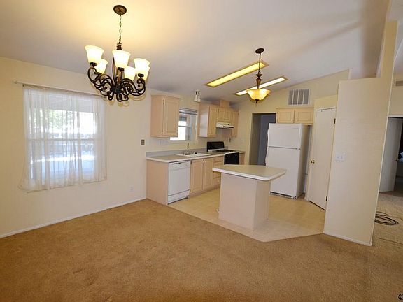 4th image of 105 High Meadows Dr
