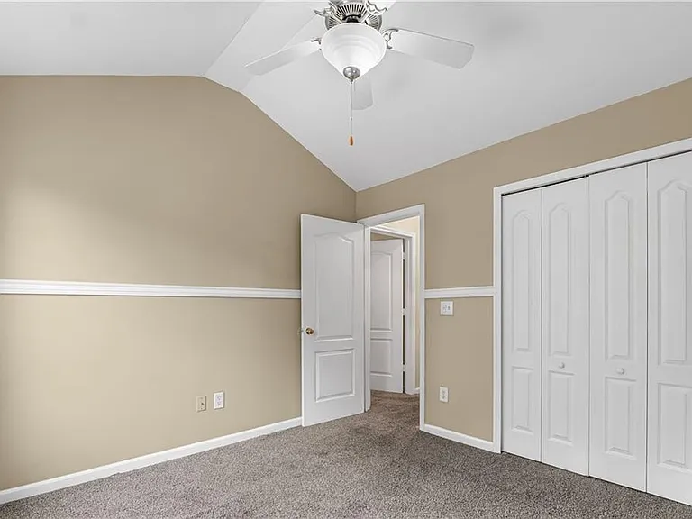 406 McAfee Ct NW #13 — Photo 20