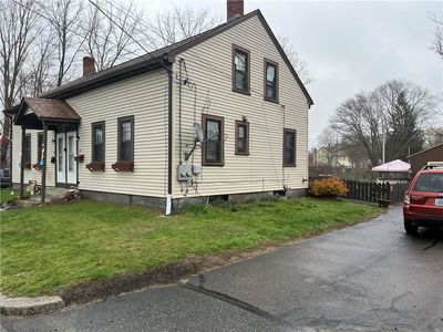 105 Laurel Hill Ave, Pascoag, RI, 02859