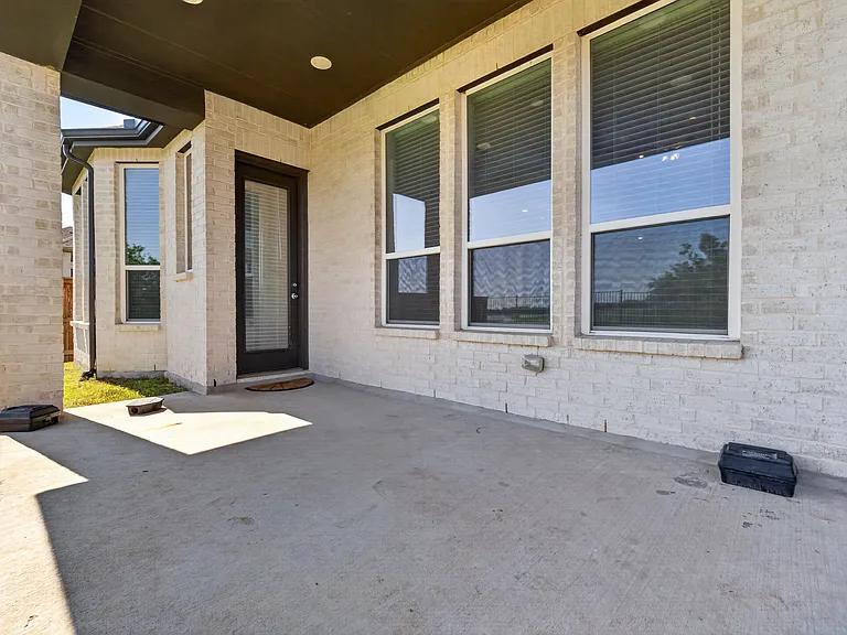 422 Firecrest Ln — Photo 32