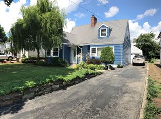 6 Douglas Pl, Eastchester, NY 10709