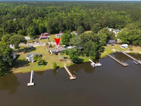 1769 Morgan Ln, Summerton, SC 29148