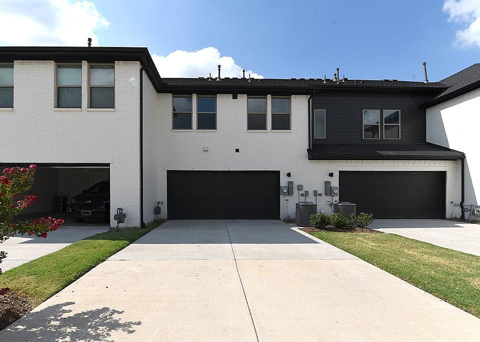 1st image of 817 Crystal Oak Ln