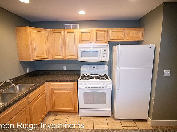 4th image of 922 Carrier Creek Blvd NE #7968569