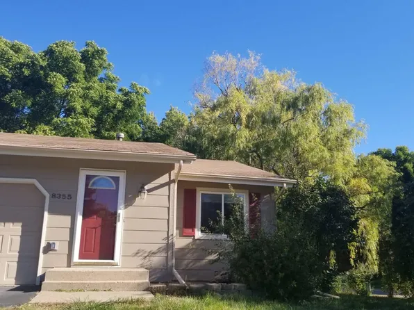 8355 Tamarack Trl, Eden Prairie, MN 55347