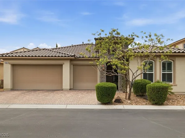 9821 Buttermilk Falls St, Las Vegas, NV 89178