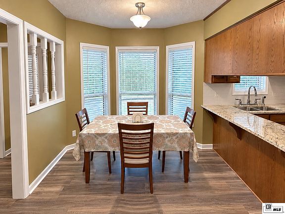 4th image of 113 Belle Meade Dr