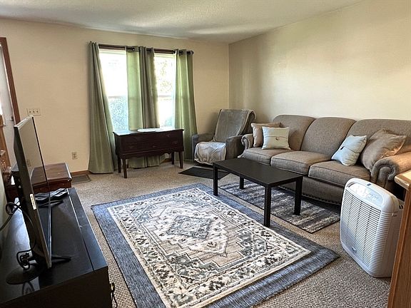 5th image of 1430 Russell Rd APT 22
