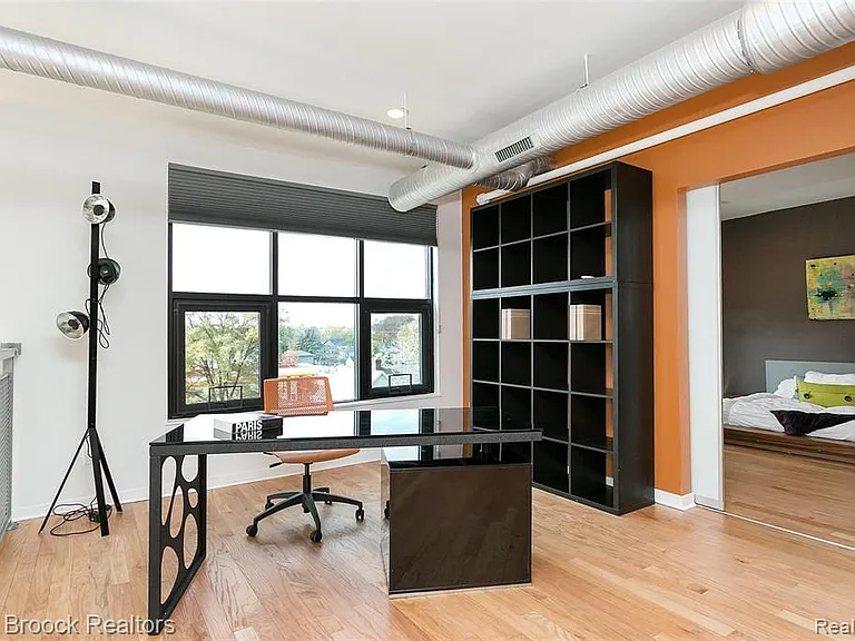 100 N Center St — Photo 16