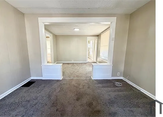 1115 S 32nd St — Photo 10