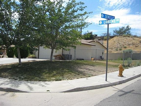 2nd image of 17098 Lorene Dr
