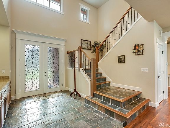 2nd image of 4813 144th St E