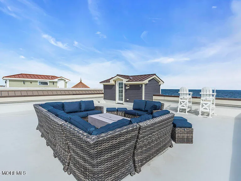 1302 Ocean Ave — Photo 72