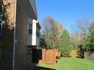 5219 Dunstable Ln, Alexandria, VA 22315