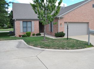 1801 Lakeside Dr, Champaign, IL