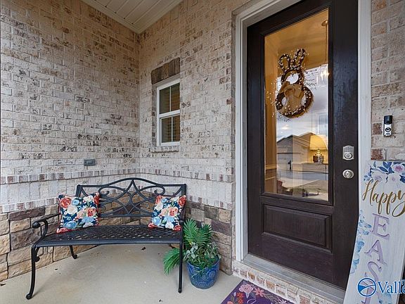 2nd image of 17181 Obsidian Cir